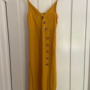 [SOLD] No Comment midi dress - super cute for summer 👗